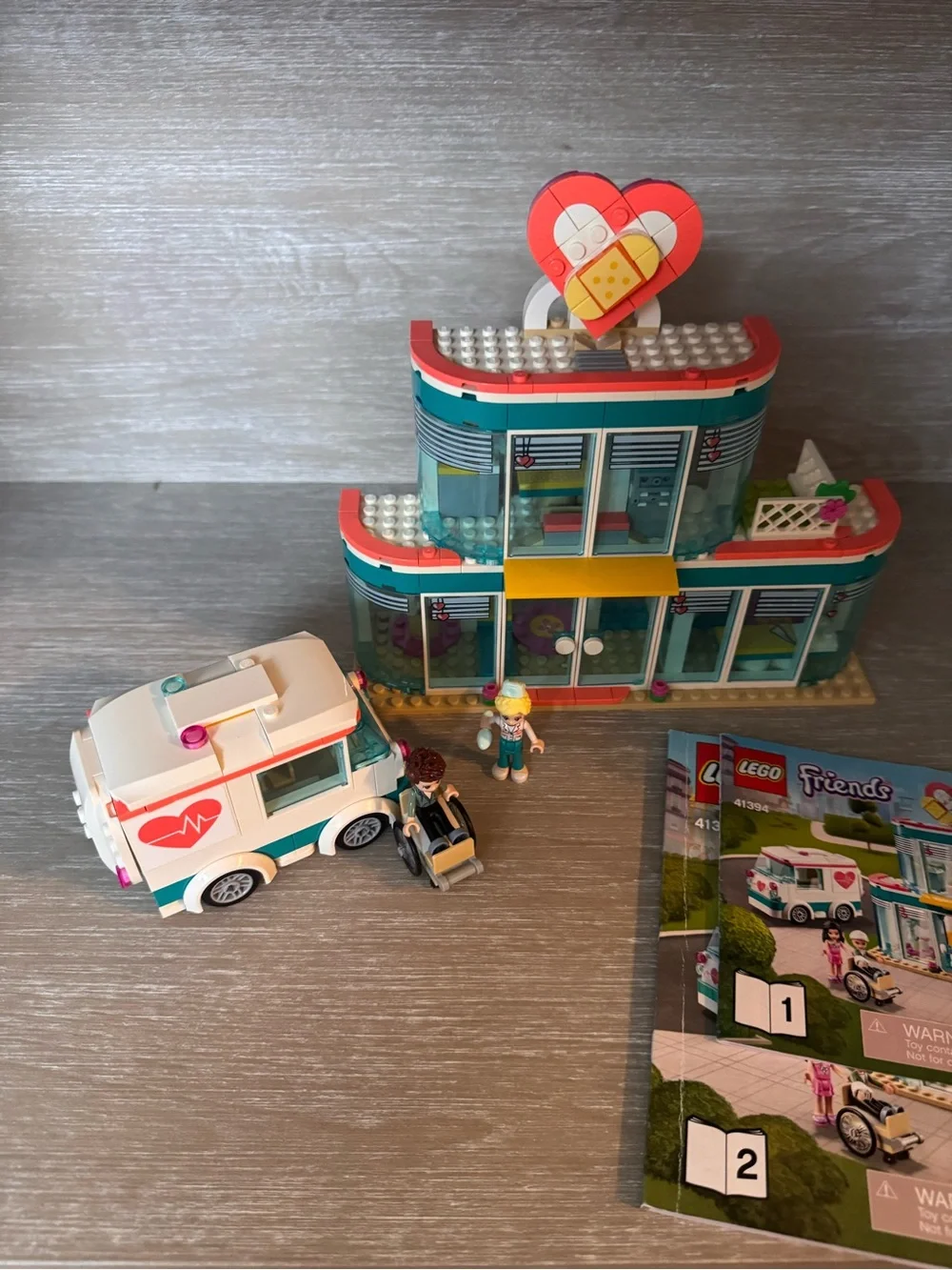 FRIENDS Teal Pink White Heart Clinic Playset with Ambulance